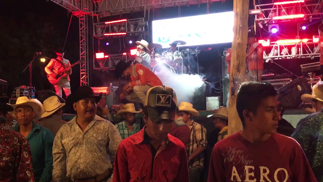 Rodolfo Ram&iacute;rez tocando El Pico Seco en la Polvora SLP