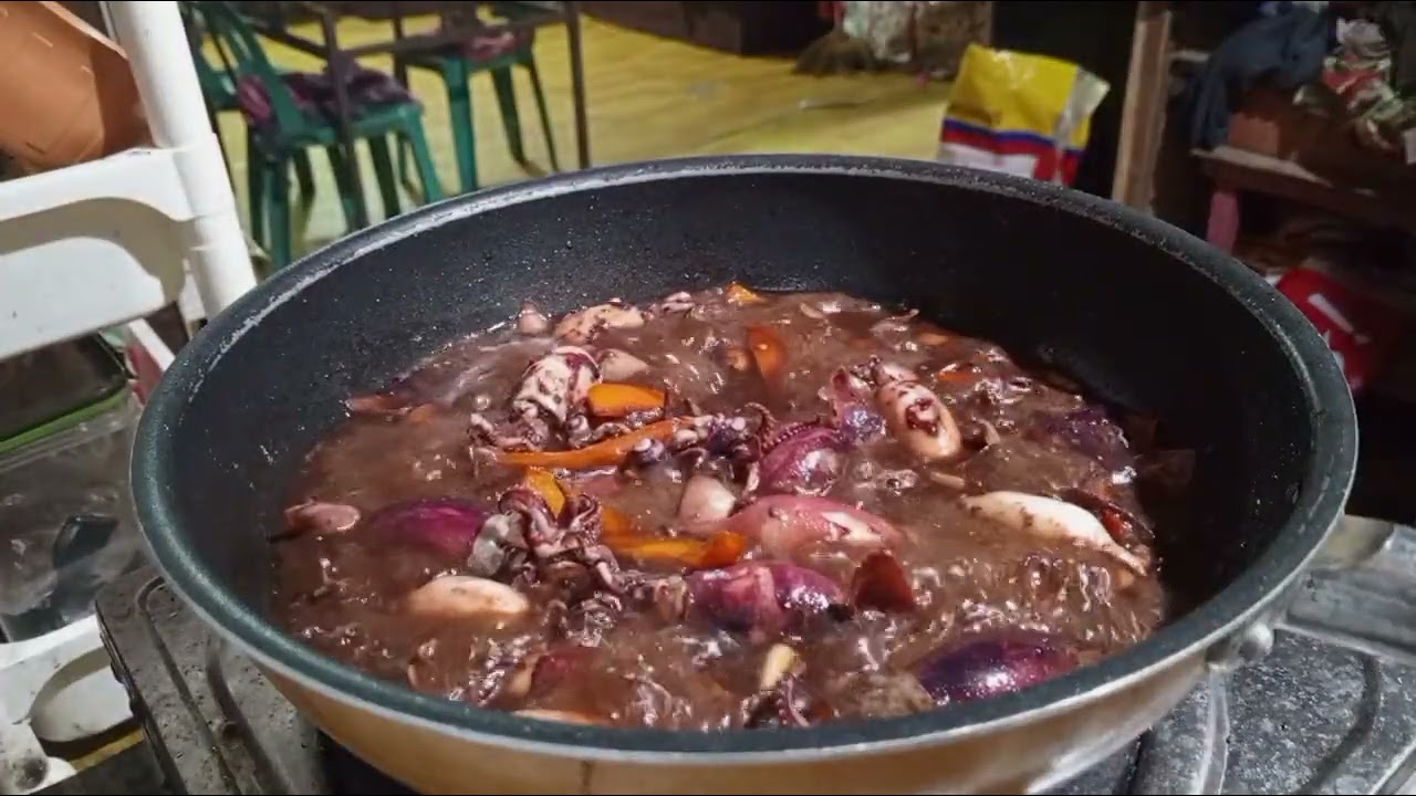 Tirada diha mga badi mag luto Tayo nang adobong pusit mga badi...🤙
