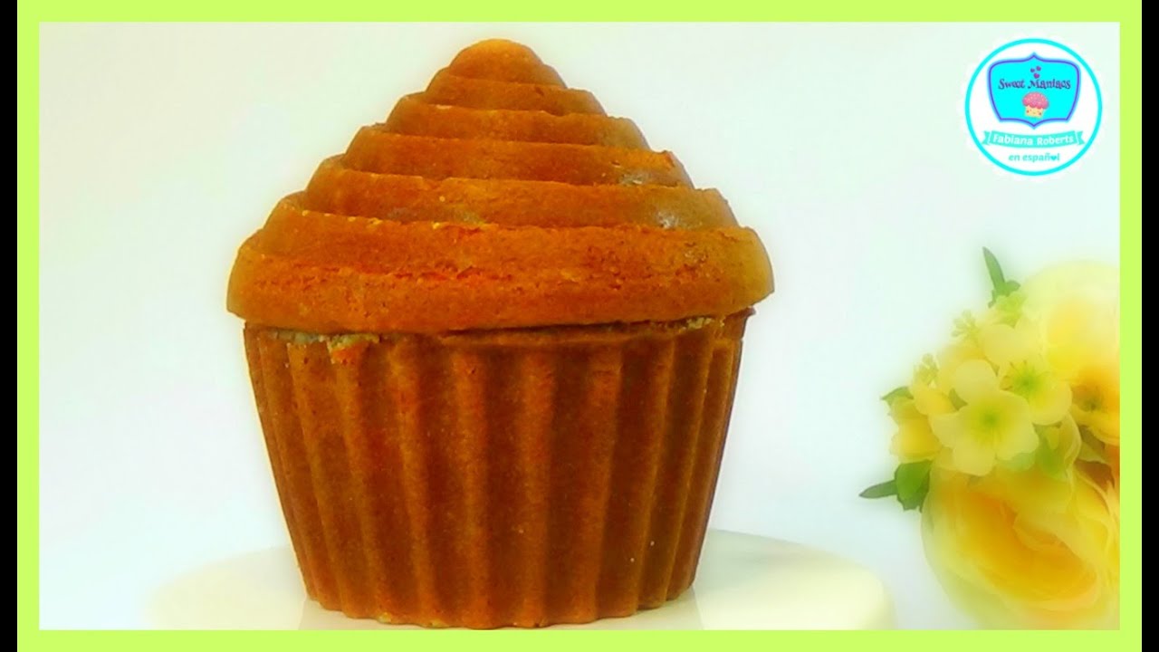 Cupcake Gigante de Vainilla | Receta de Cupcake de Vainilla Basico 1 | Sweet Maniacs