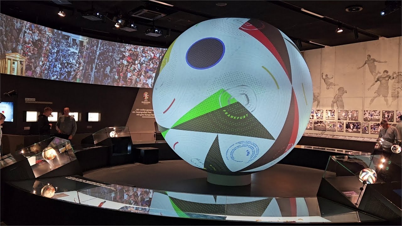 Deutsches Fussballmuseum in Dortmund [UHD] (18.09.2025) - Videos