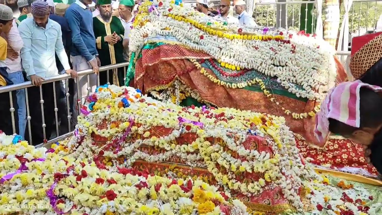 Hulgur dargah Hazrat Shah khadri #dargahsharif #dargahvlog #dargha #ajmersharif #ajmer #hulgurdargah