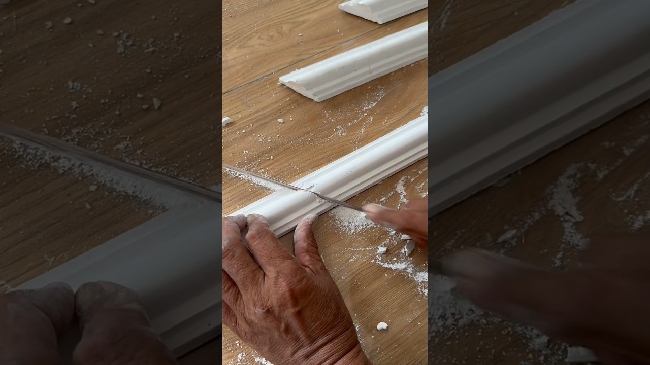 Cara Cepat Potong List GYPSUM WALL MOULDING dengan mudah #shorts #konstruksi #architecture