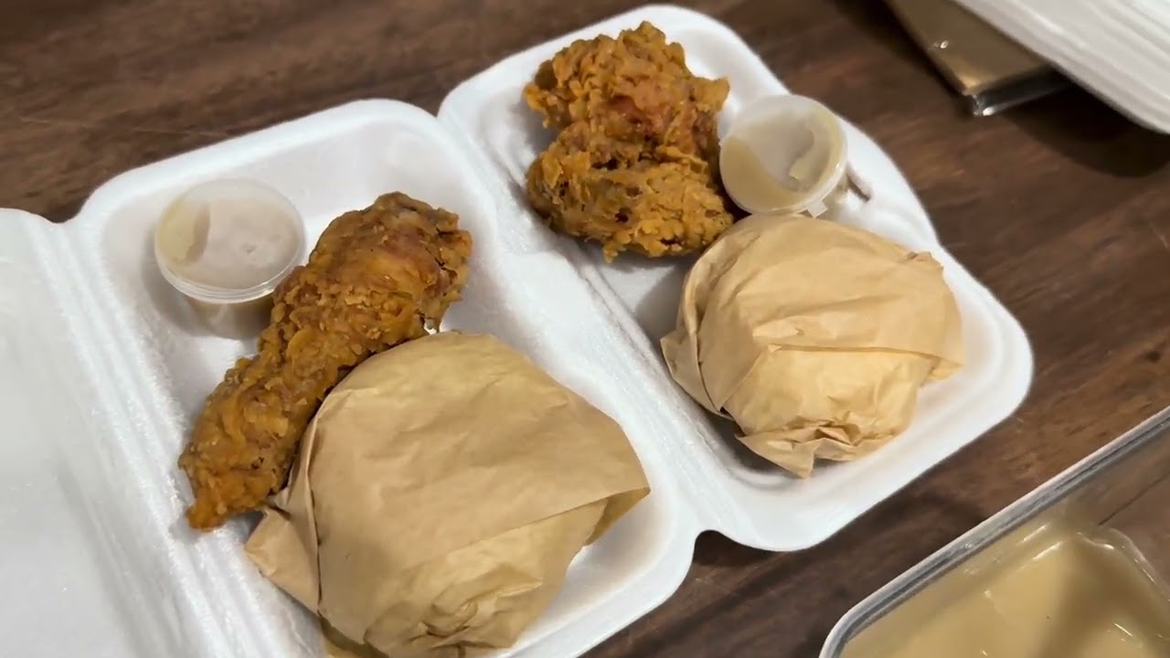 How To Make Fried Chicken With Rice and Gravy