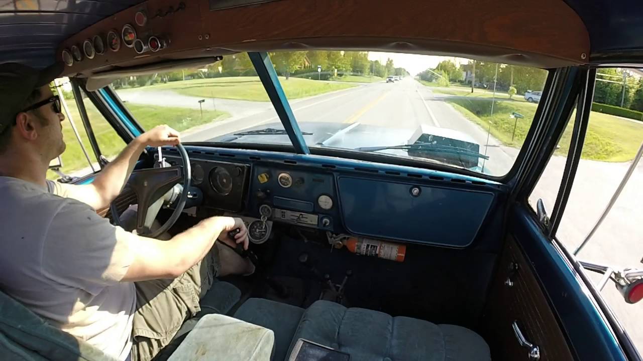 6V53 Detroit Diesel in 71 Chevrolet pickup