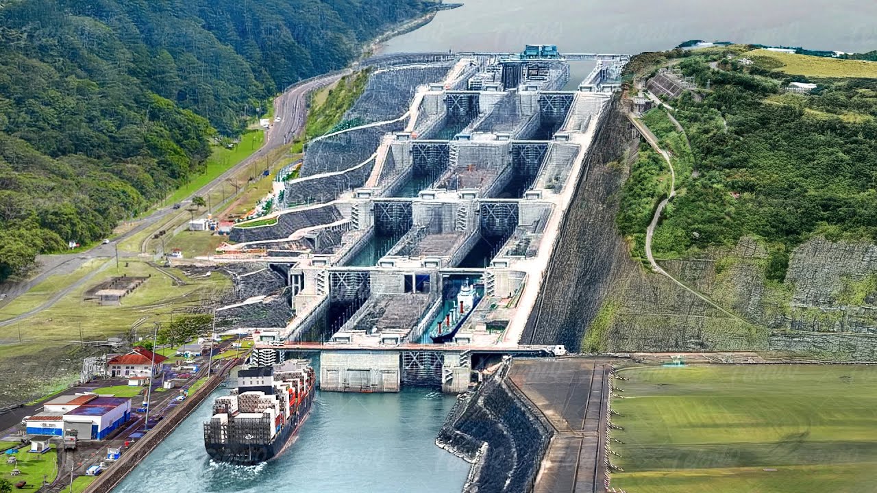 How World’s Biggest Container Ships Cross the Century Old Panama Canal