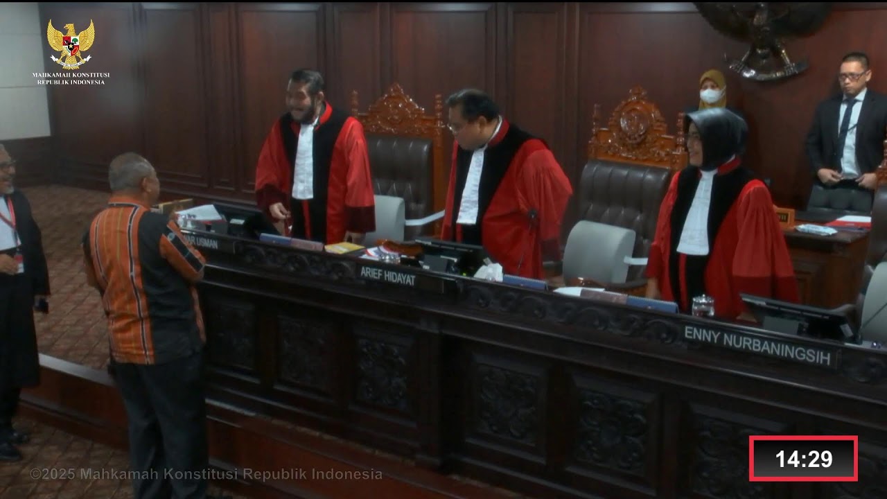 (Panel III) Sidang Perkara PHPU Gubernur, Bupati dan Walikota, Selasa, 14 Januari 2025