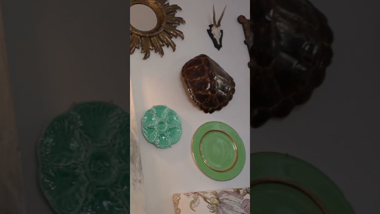 We're in Georgia, touring the layered, eclectic home of interior designer Courtney Moss! ❤️🖼🥰