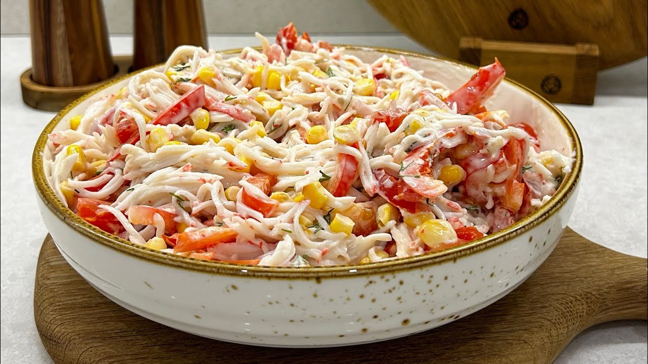 Бюджетный салат из крабовых палочек | Budget crab stick salad