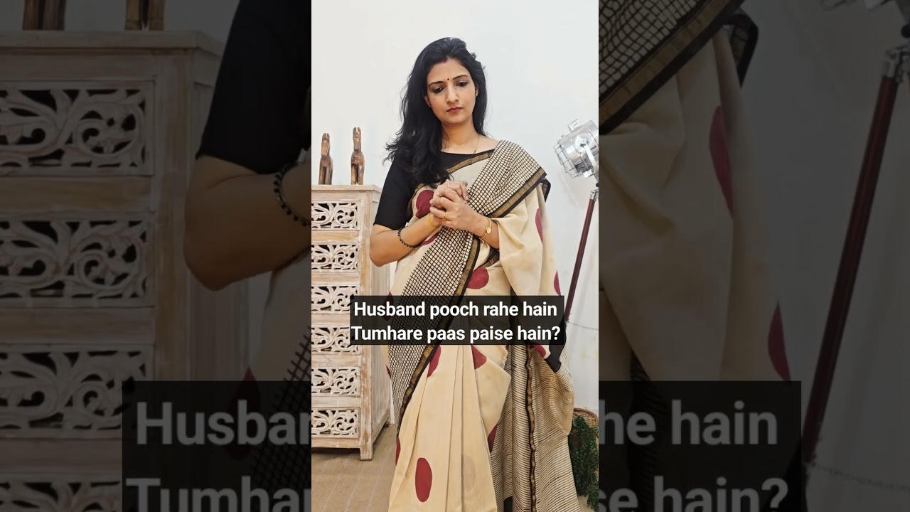 Confusion hi Confusion hai #sonalsvlogs #handblocksaree #saree #sareelove #sareefashion