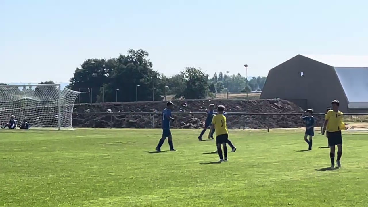 Tournoi Domerat - Montlu&ccedil;on - AS Domerat2 4-0