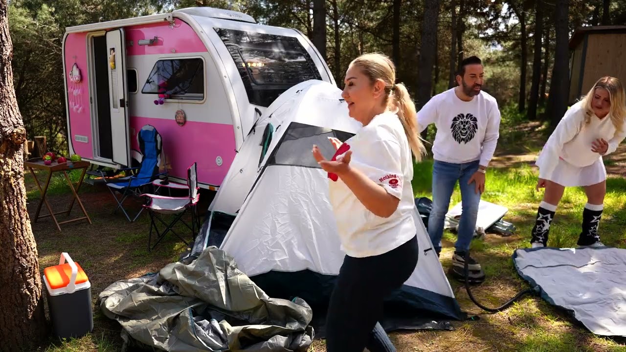 PEMBE PİJAMA KARAVAN'DA 30. Bölüm  1. PART