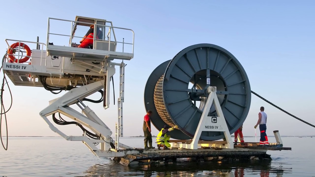 Underwater Internet cables 2