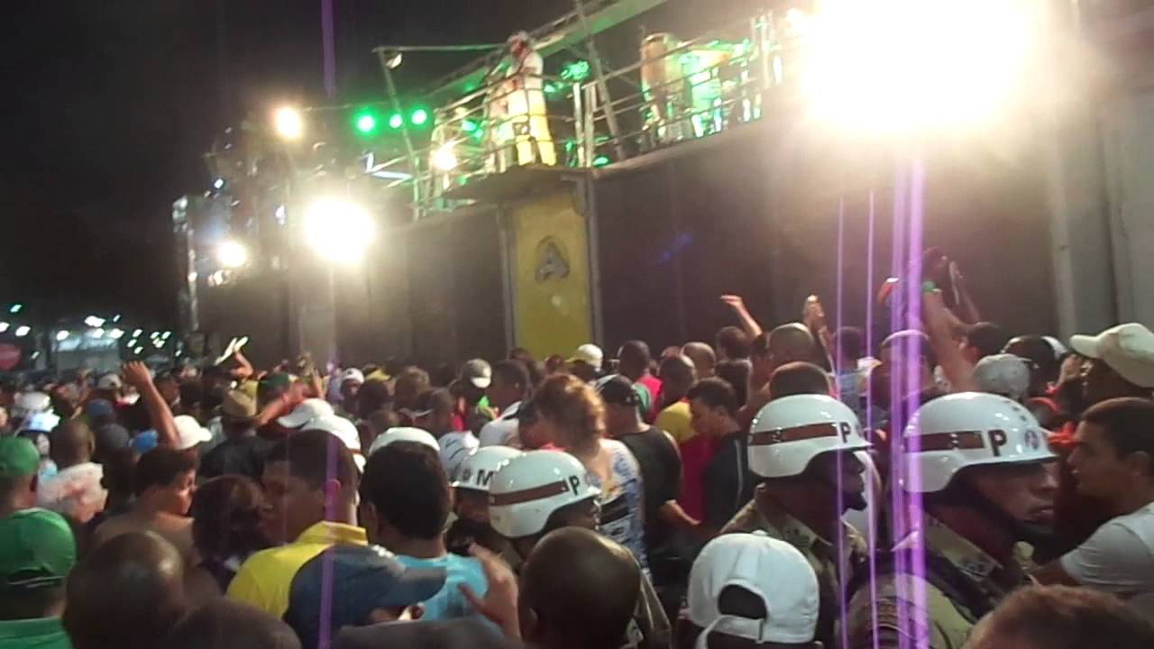 Nana Rumbeira-&Eacute; dif&iacute;cil-Bahia &Aacute;frica-Chiclete com Banana-Nana Banana sexta 2014 BY QUIRIBAMBA