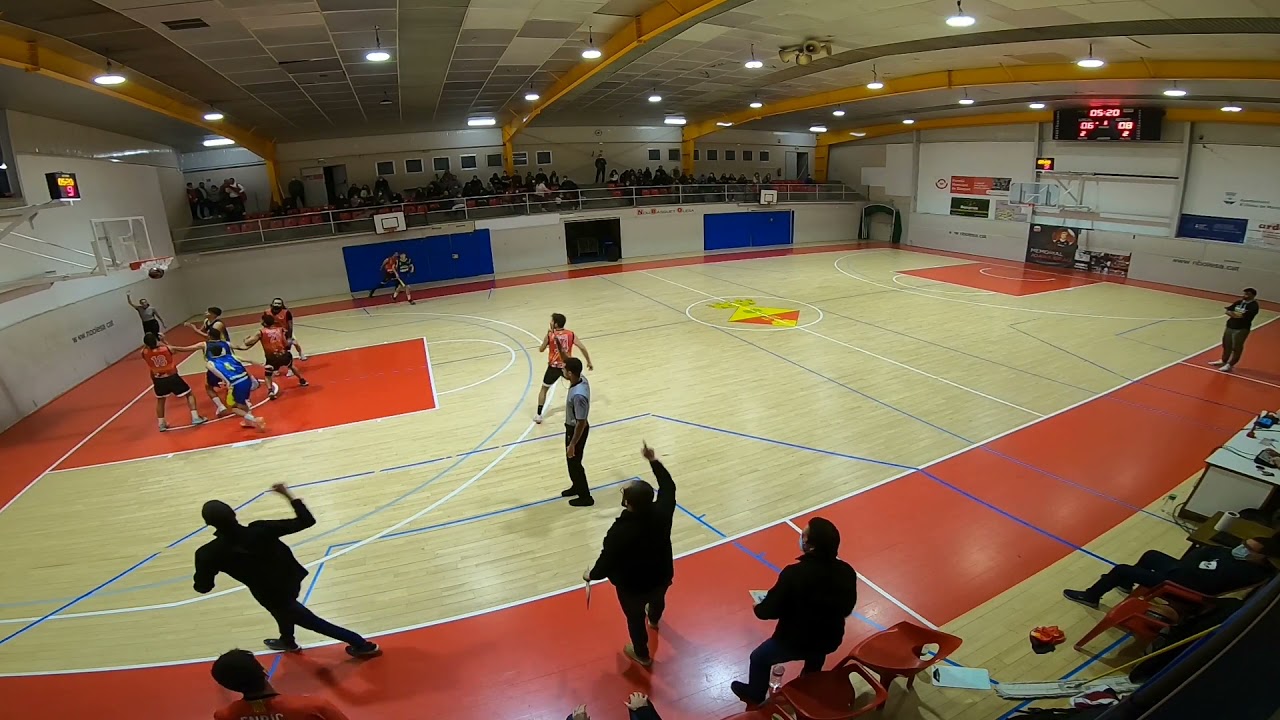 NOU BÀSQUET OLESA A 66 - INDUSTRIAL BOROBIL C.B. IGUALADA SMB 54