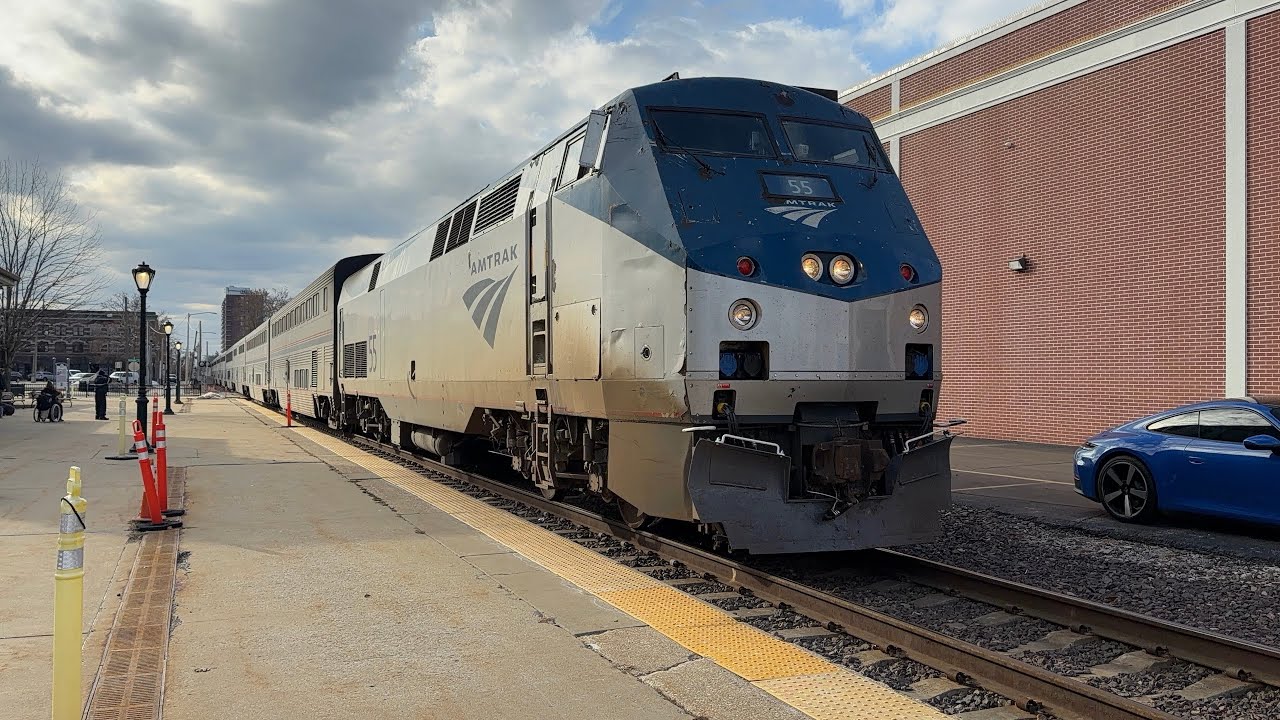Northbound #amtrak  Texas Eagle 22  coming into Springfield IL on 12/22/25