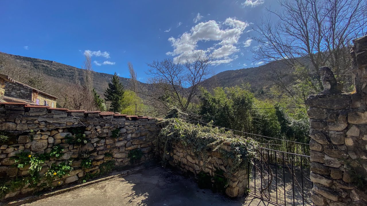 Propriété á vendre - Combovin (26120)