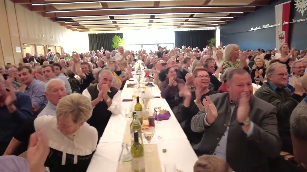 Gute Freunde v. H. Lener Ehrenauftritt von G.Gutternig-Org.Viller Spatzen LIVE am 24.11.24 in Absam