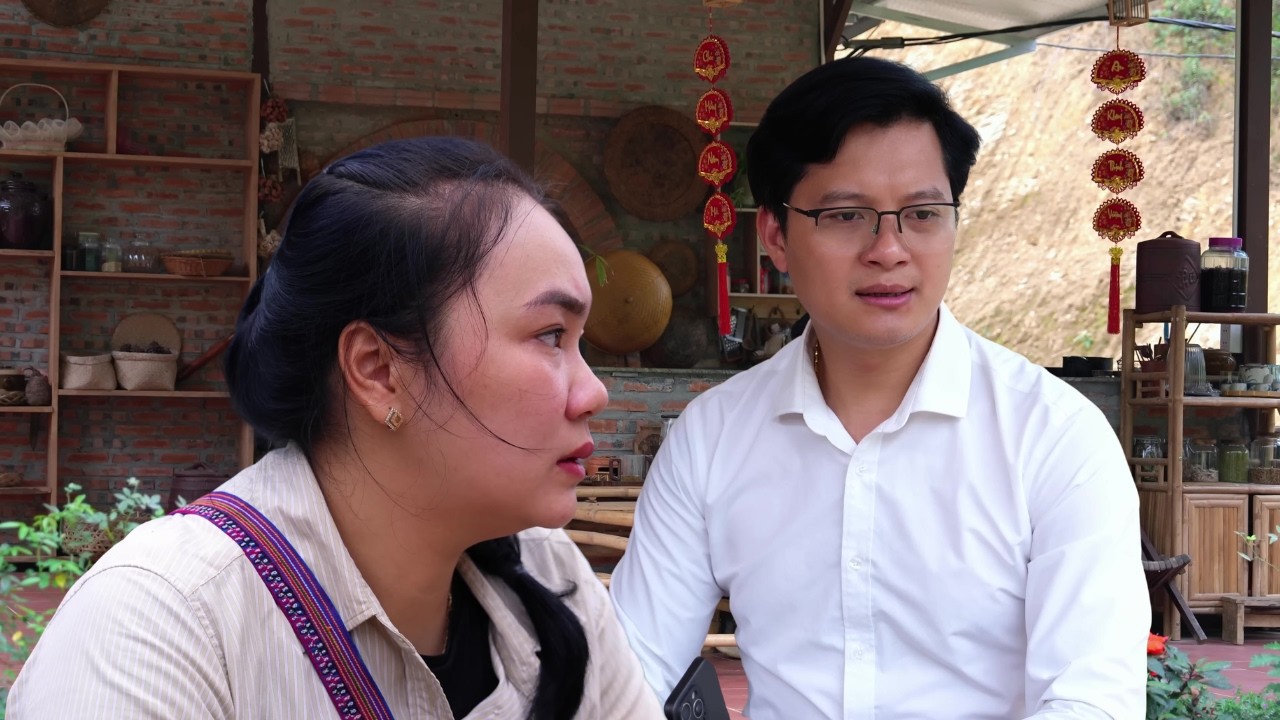 Tu Tien Gives Jack Her Life Savings  