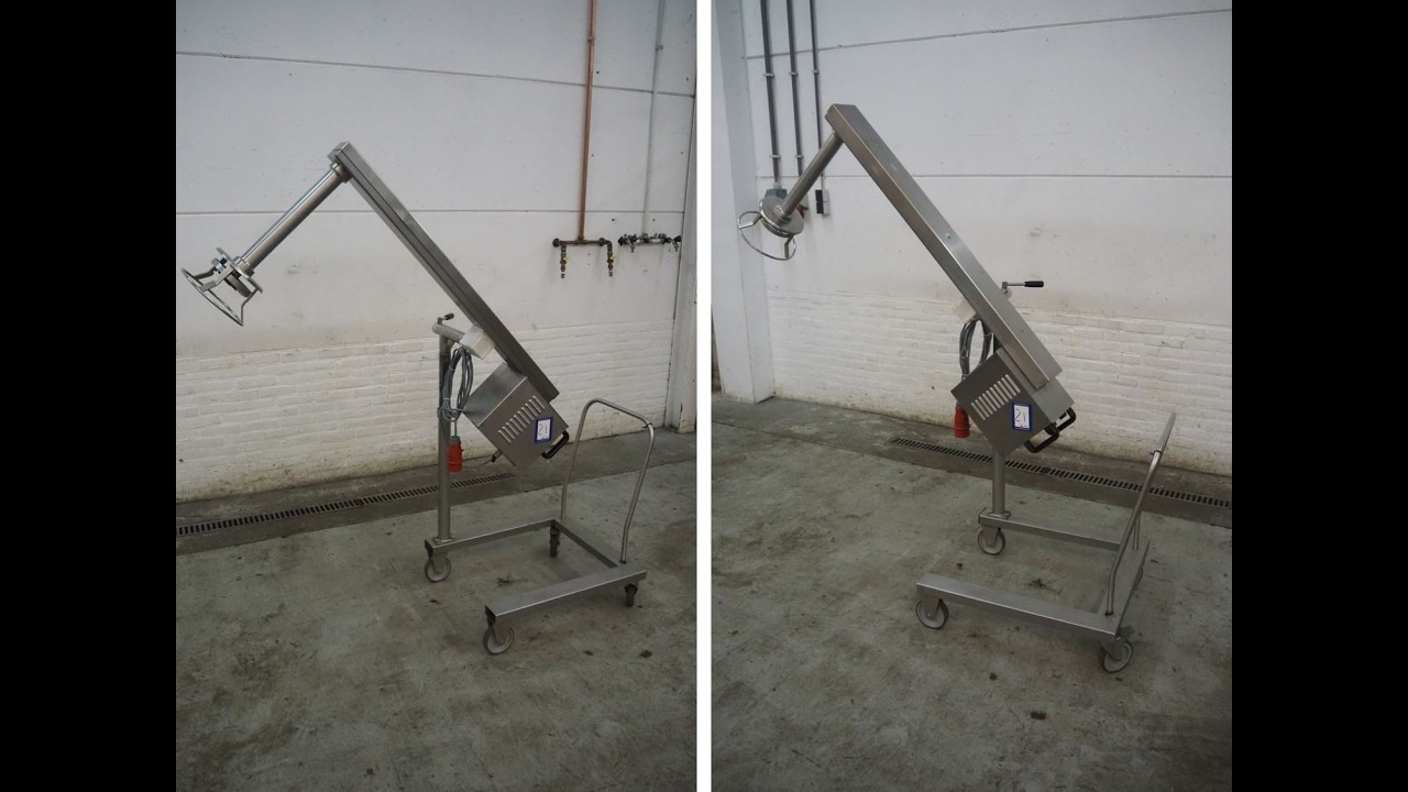 2063-21: Dito Sama mixer