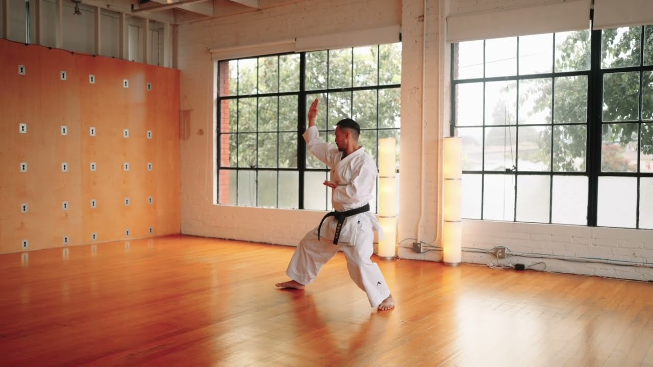 Kanku Dai Slow Motion 🥋⛩️ | Shotokan Karate Kata