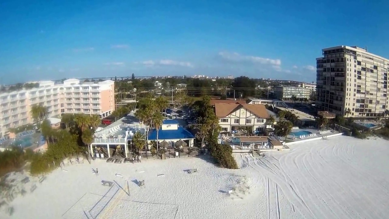 Undertow Beach Bar in St. Pete FL