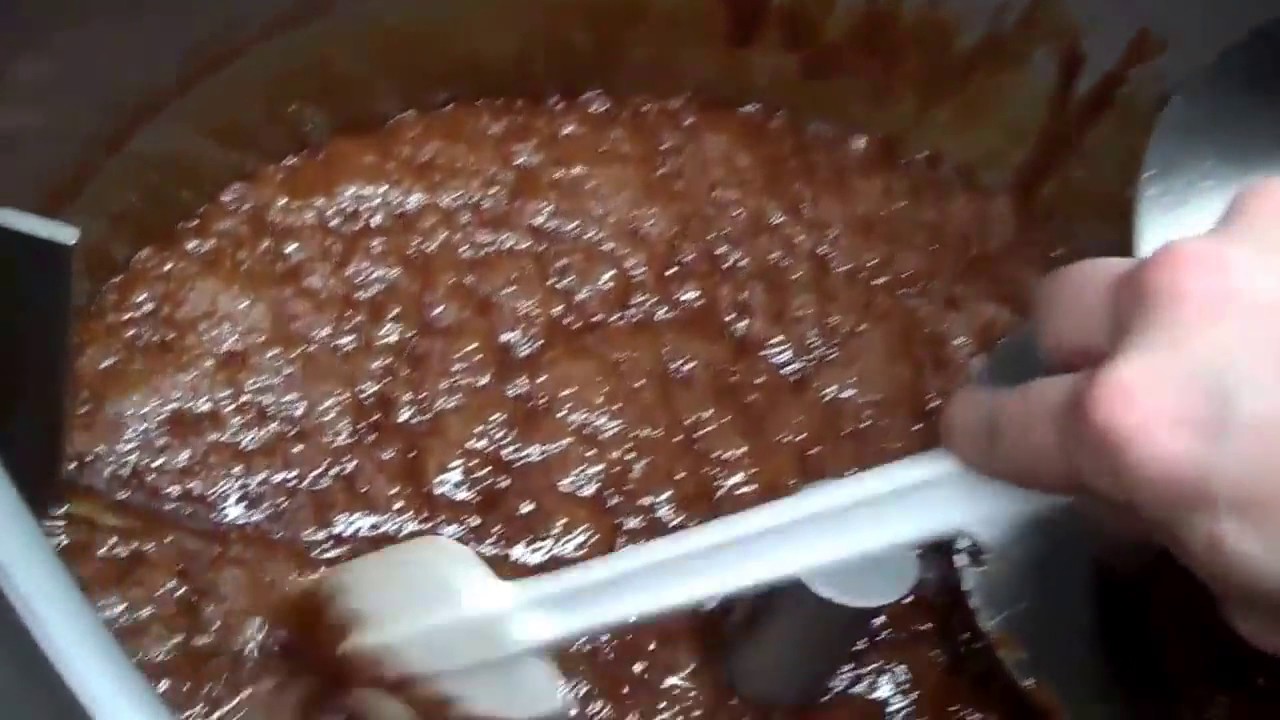 Manufacturing caramel popcorn using Cretors' CMD 100 Caramelizer