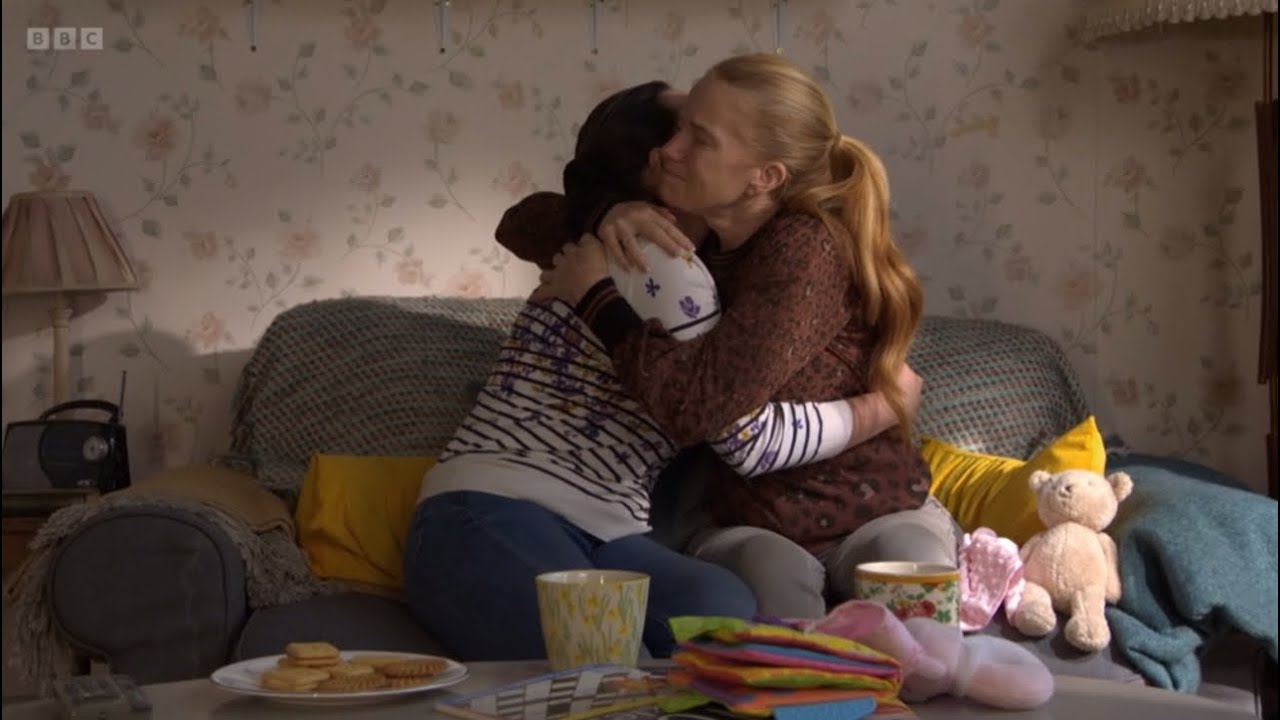 Eastenders Sonia and Bianca make up as she is not going to let Reiss destroy anything else scene
