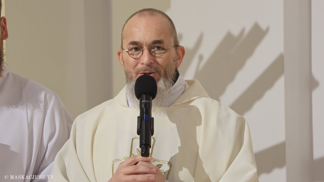 Zakończenie Mszy świętej w parafii MB Fatimskiej w Łodzi