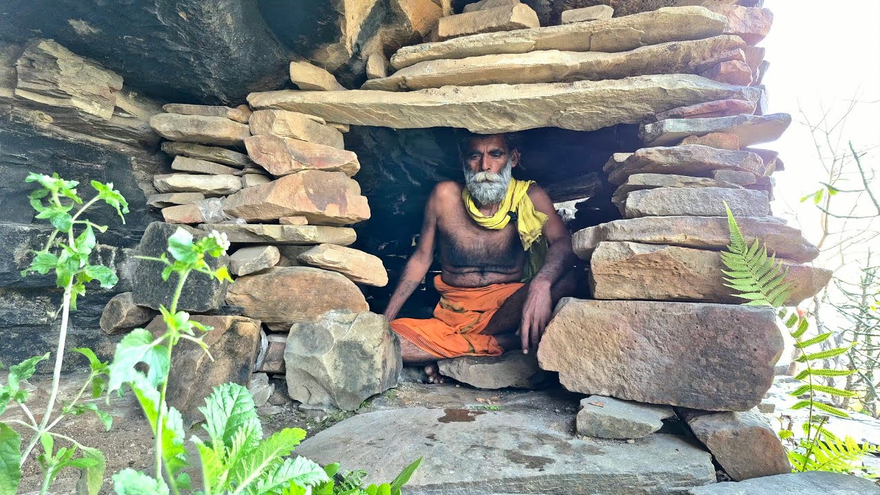 रात में गुफा के अंदर संतों का जाना मना है | हैरान कर देने वाला रहस्य | यहाँ मत आना |