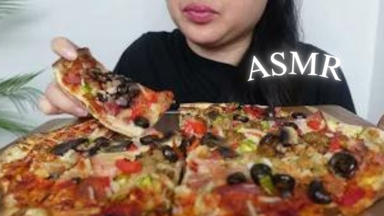 ASMR PIZZA *eating sound (No talking)