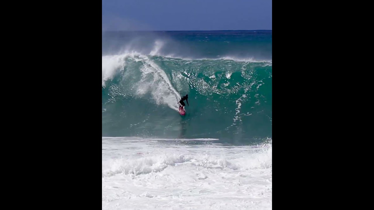 Big Pipe #surfing #pipeline #surf #wsl #bigwaves #bigwavesurfing #hawaii #northshore #waves #bigwave