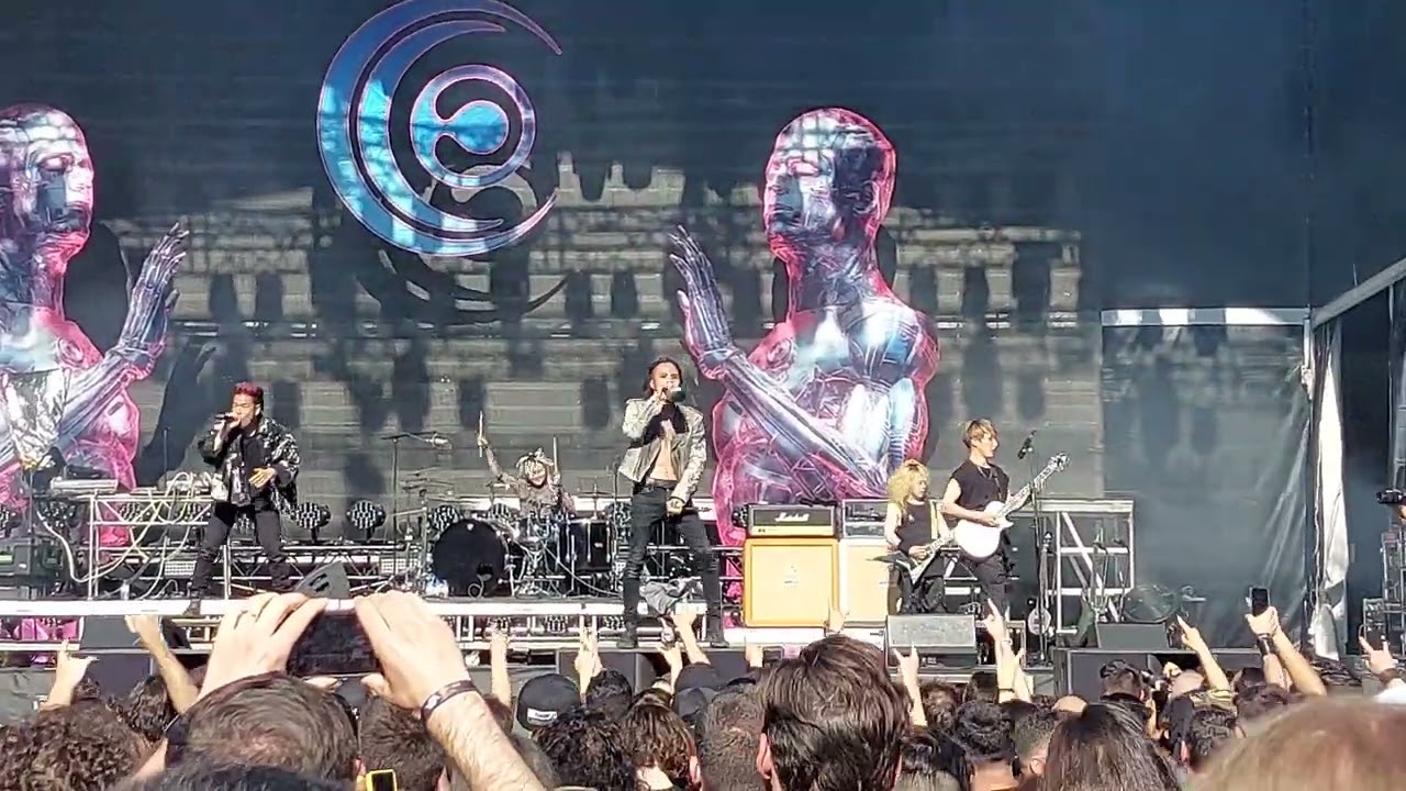 CROSSFAITH - Jägerbomb live @ VOA Heavy Rock Festival 2022, Lisbon