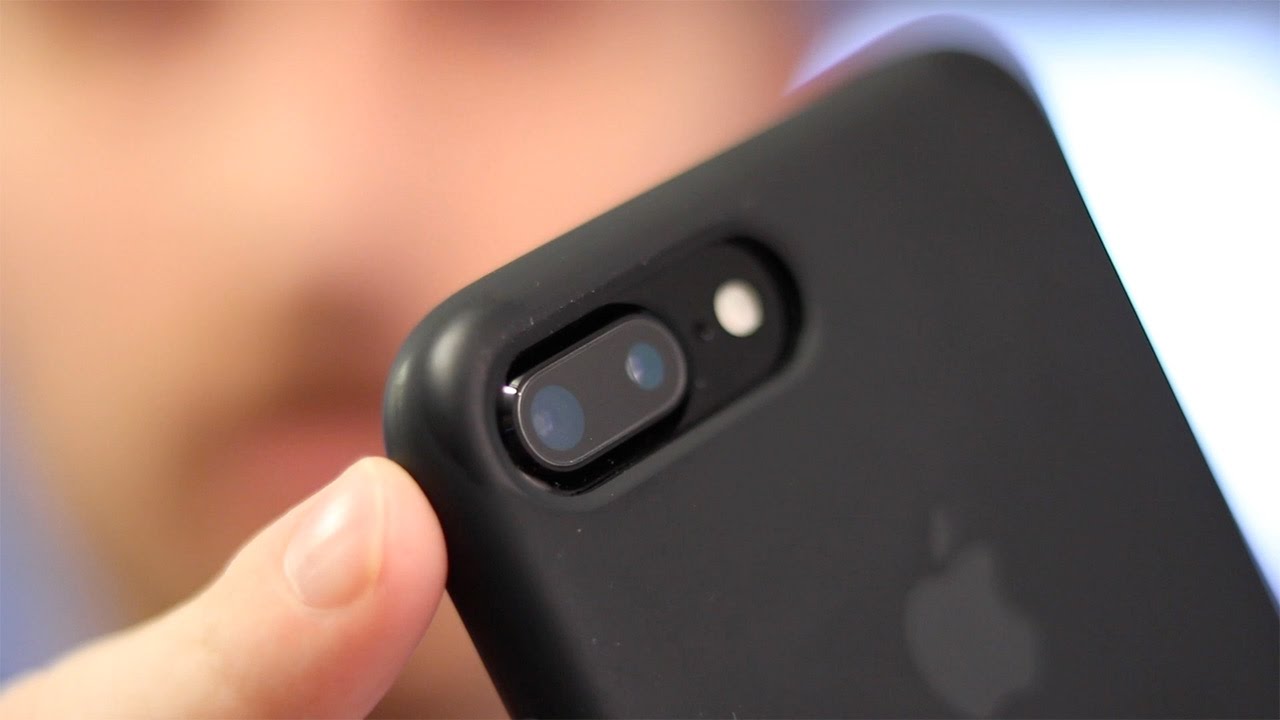 WHAT ARE THESE MARKS!? | iPhone 7 Plus Apple Silicone Case After 3 months of use.
