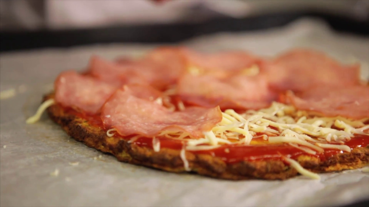 HK Lihakoulu - Kukkakaali pizzapohja