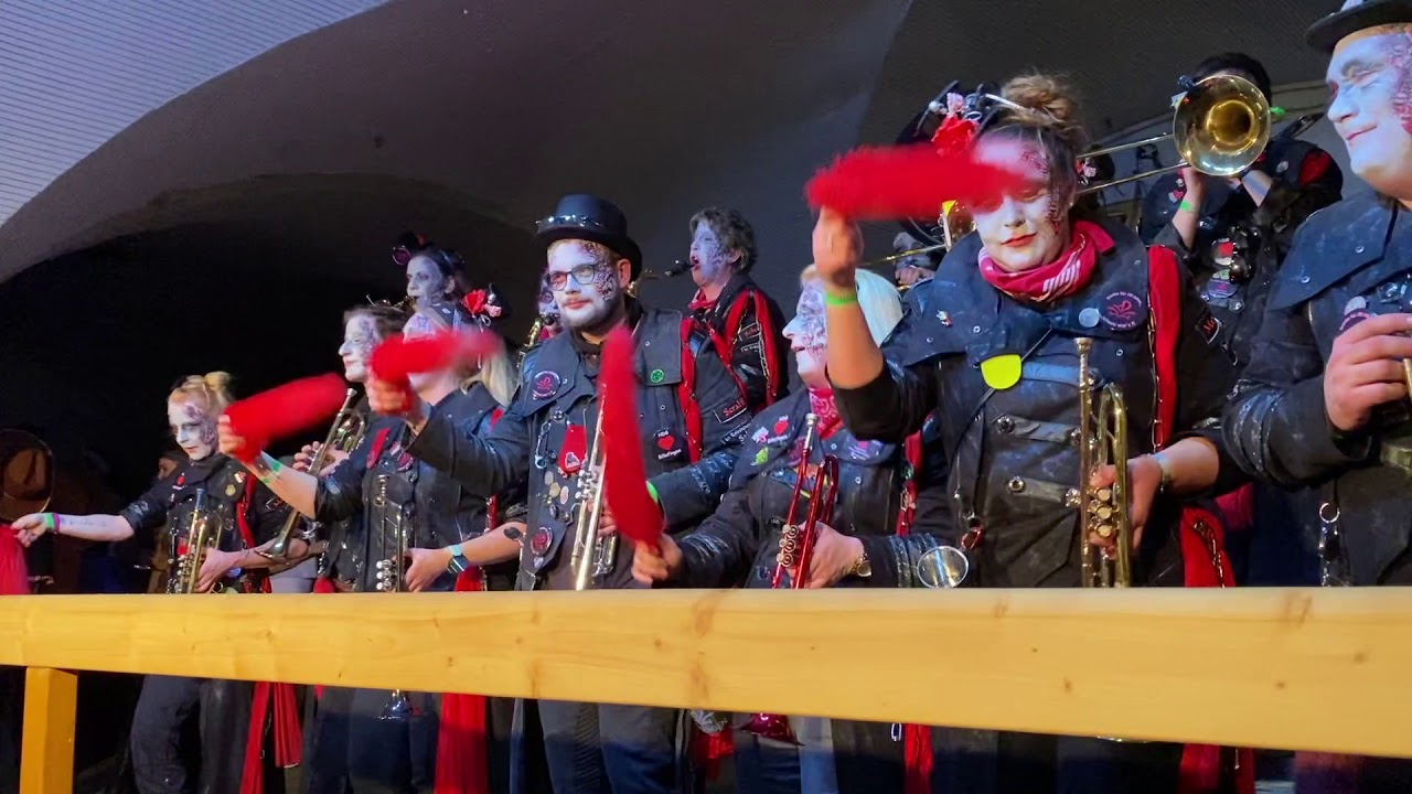 Guggenmusik HDG-Singen in Öhningen 2020 // Green Day - American Idiot