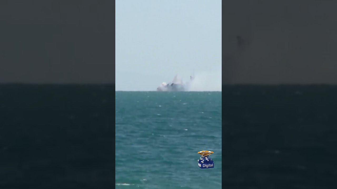 Iran lawmakers propose tolls on Strait of Hormuz shipping | Geo News English