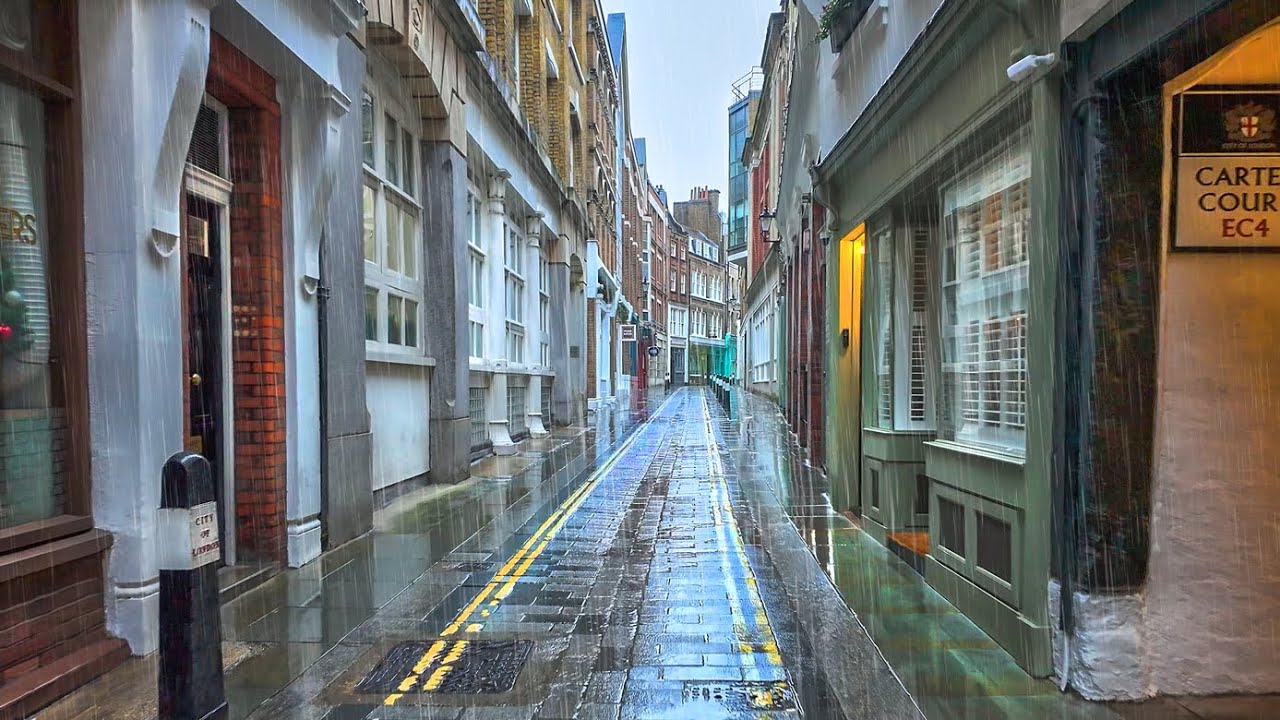 London City Tour 2025 ☔️ Rainy London Winter Walk, City of London to Tower Bridge | 4K HDR