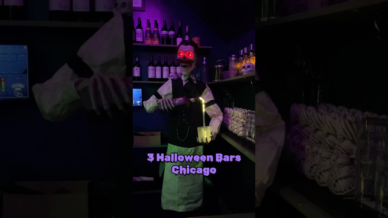 Halloween Bars in Chicago #halloween #chicago #halloweenbar #thingstodo