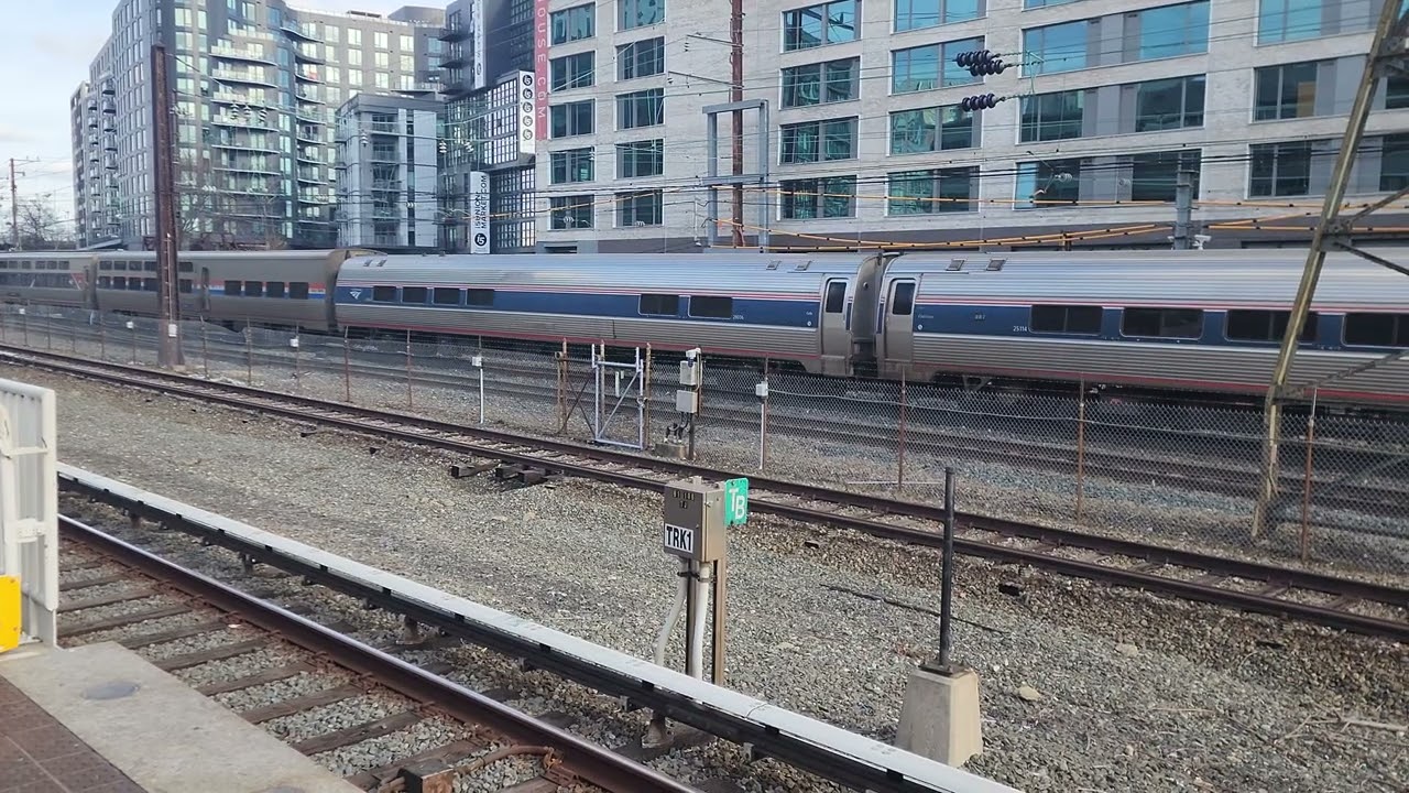 Phase VII Viewliner Sleeping Car Iroquois River and ALC-42s 345 and 325 on Amtrak Floridian Train 41