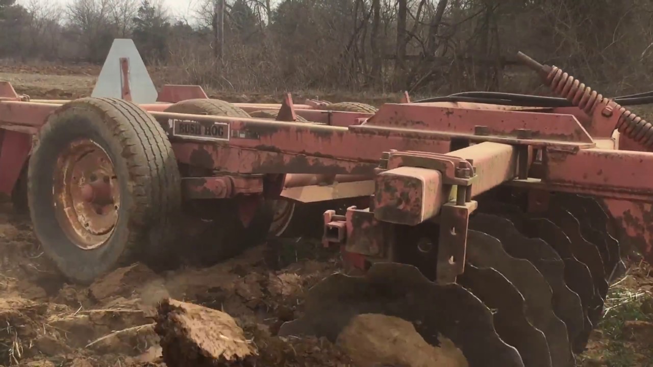 discing field work film