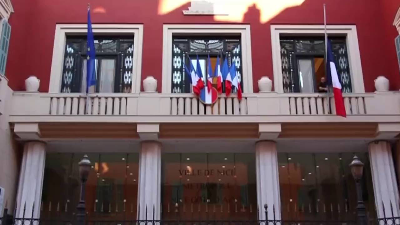 Видео с места трагедии в Ницце