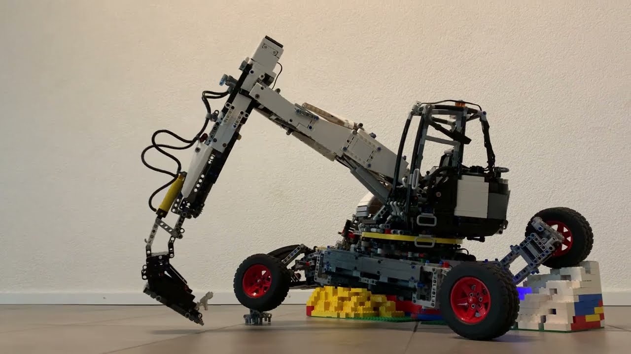  Exavatore lego menzi Muck M545  technic