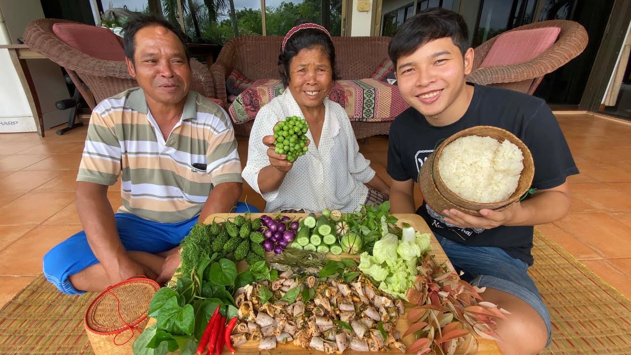 อาหารอาจจะบ้านๆ แต่ทำไมมันอร่อยที่สุดเลยเวลาได้กินกับครอบครัว