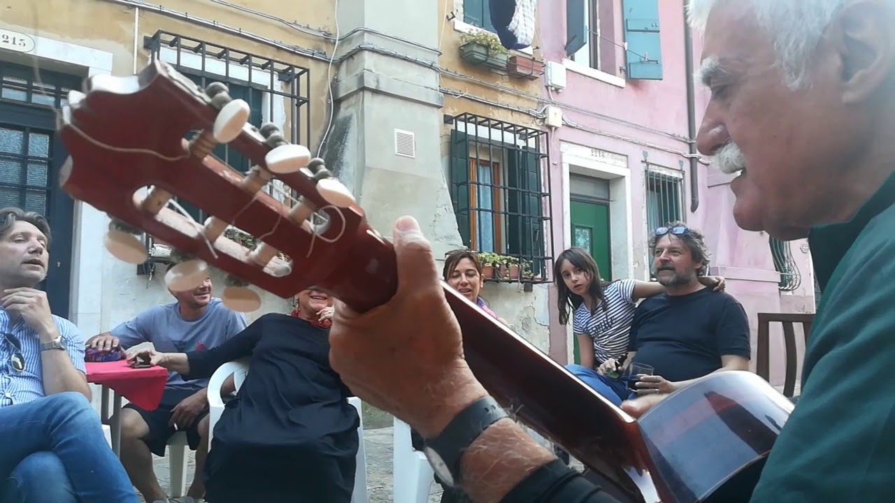 Venetian life #5 Le manine di Renata, Alberto D'Amico, Venezia 20 maggio 2018