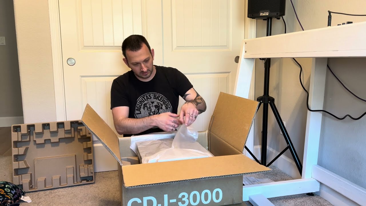 CDJ 3000 Unboxing