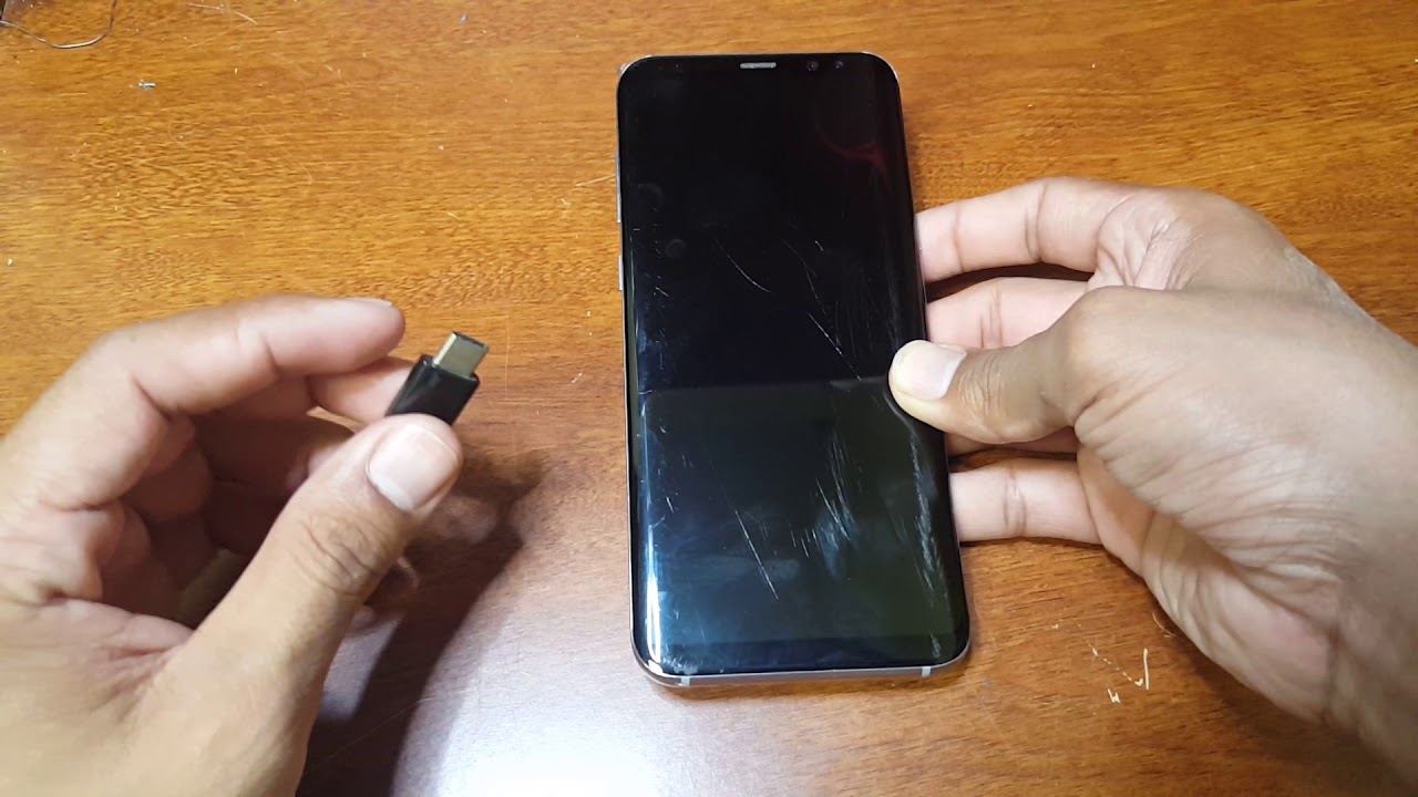 Galaxy S8, S9, S10 Plus не включается, экран завис, не отвечает, быстрое решение