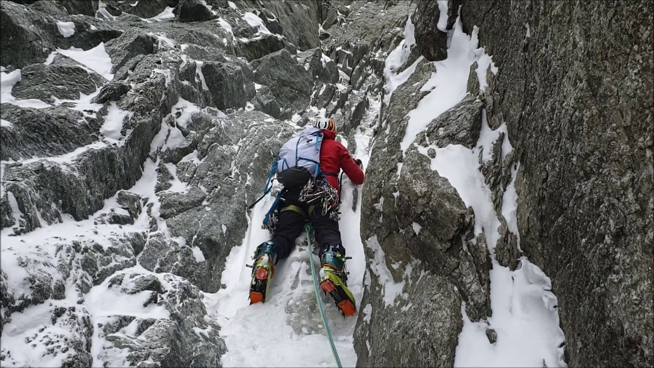 Modica-Noury - ice & mixed climbing on Mont Blanc du Tacul, Chamonix