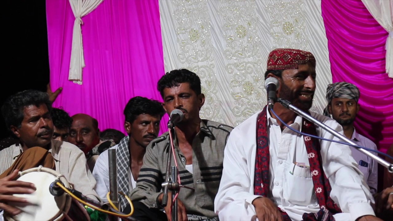 Arab Jat sings Sindhi Sufi Kalām (Sur Kohiyari) at Hājī Pīr Melā 2017