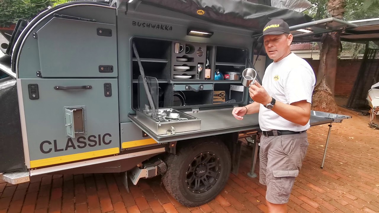 BUSHWAKKA SUNDOWNER SD 2 CLASSIC HOT WATER AND KITCHEN SET UP