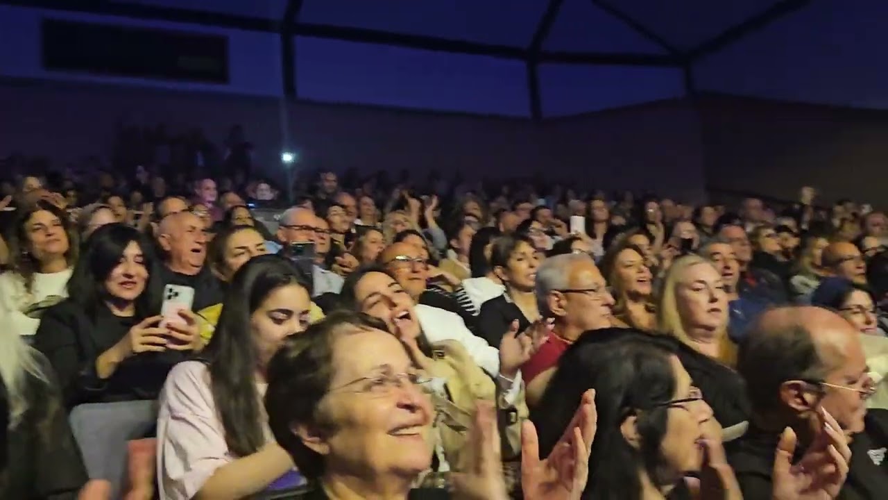 יואב יצחק משתוללת בחוץ אופקים